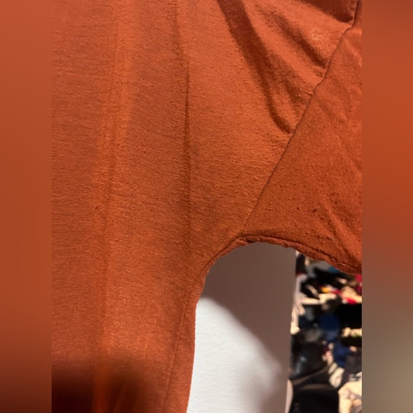 Old Navy Burnt orange short sleeve long top- size xl - Picture 7 of 10